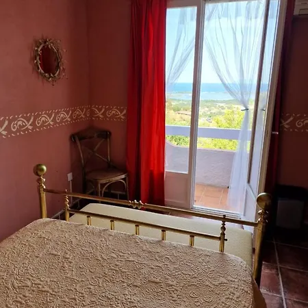 D'hôtes Bella Fiora Biguglia (Corsica)